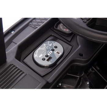 Auto Na Akumulator Scania 500R HL698 Czarne Lakierowane 4x4