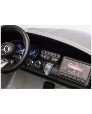 Pojazd Na Akumulator Mercedes AMG DK-GT63 24V Jasnoszary