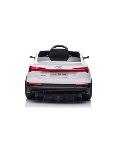 Auto Na Akumulator Audi E- Tron Białe QLS-6688 Światła LED MP3