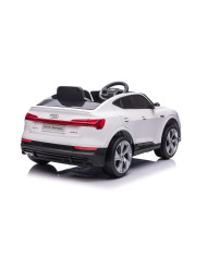 Auto Na Akumulator Audi E- Tron Białe QLS-6688 Światła LED MP3