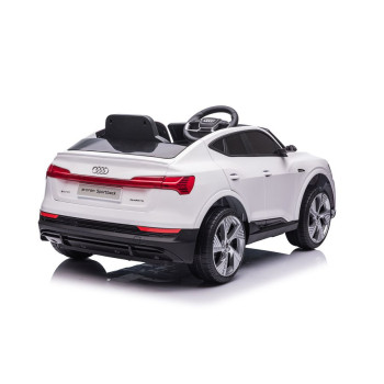 Auto Na Akumulator Audi E- Tron Białe QLS-6688 Światła LED MP3