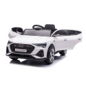 Auto Na Akumulator Audi E- Tron Białe QLS-6688 Światła LED MP3