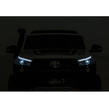Auto na Akumulator Toyota Hilux Biały