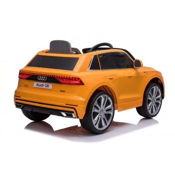 Auto na Akumulator Audi Q8 JJ2066 Żółty Lakierowany
