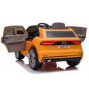 Auto na Akumulator Audi Q8 JJ2066 Żółty Lakierowany