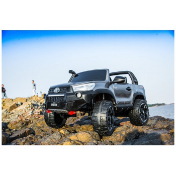 Auto na Akumulator Toyota Hilux Czarny Lakierowany