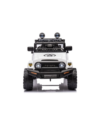 Auto Na Akumulator Toyota FJ Biała 4x4