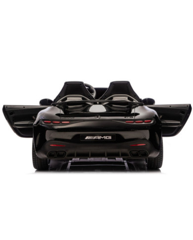 Auto Na Akumulator Mercedes GT63 AMG DK-GT63 24V LCD Cichy Silnik Czarny