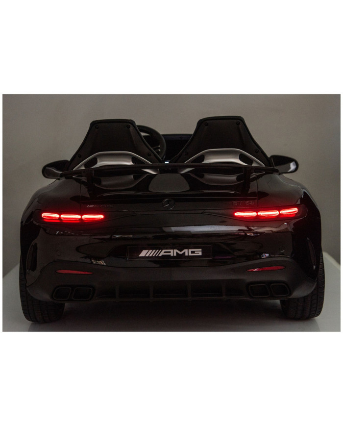 Auto Na Akumulator Mercedes GT63 AMG DK-GT63 24V LCD Cichy Silnik Czarny