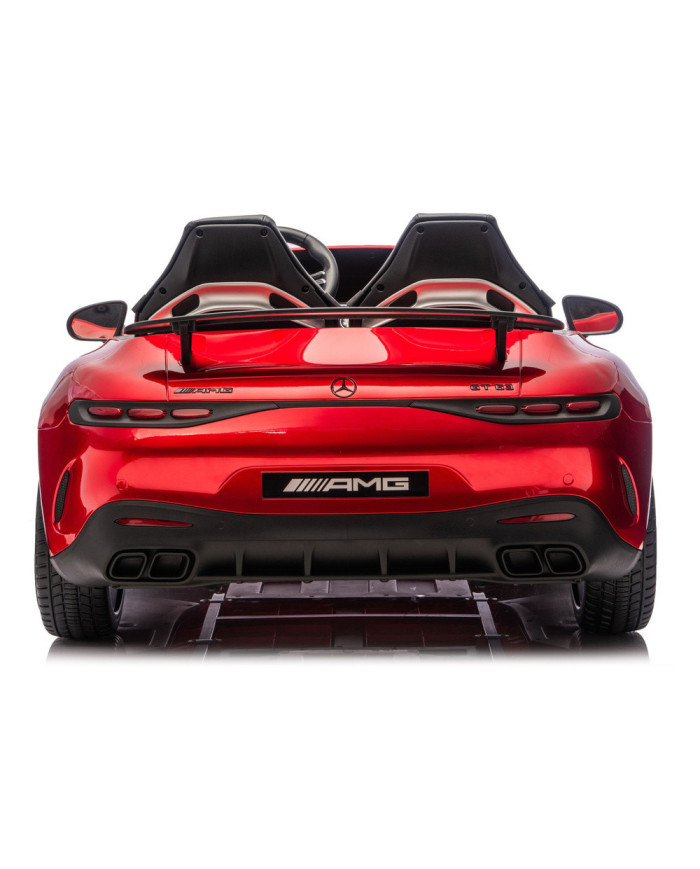 Auto Na Akumulator Mercedes GT63 AMG DK-GT63 24V LCD Czerwony Lakierowany