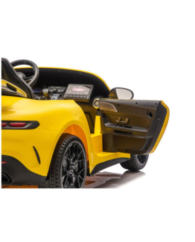 Auto Na Akumulator Mercedes GT63 AMG DK-GT63 24V LCD Żółty