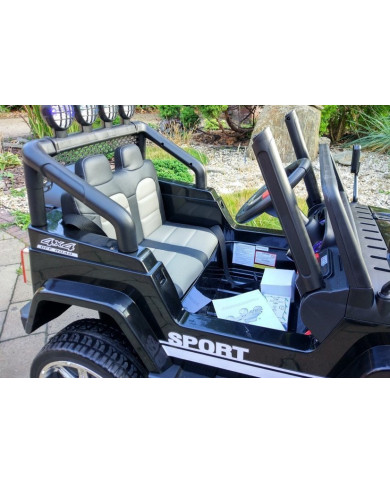 Auto na Akumulator S2388 Jeep Czarny 4x45W