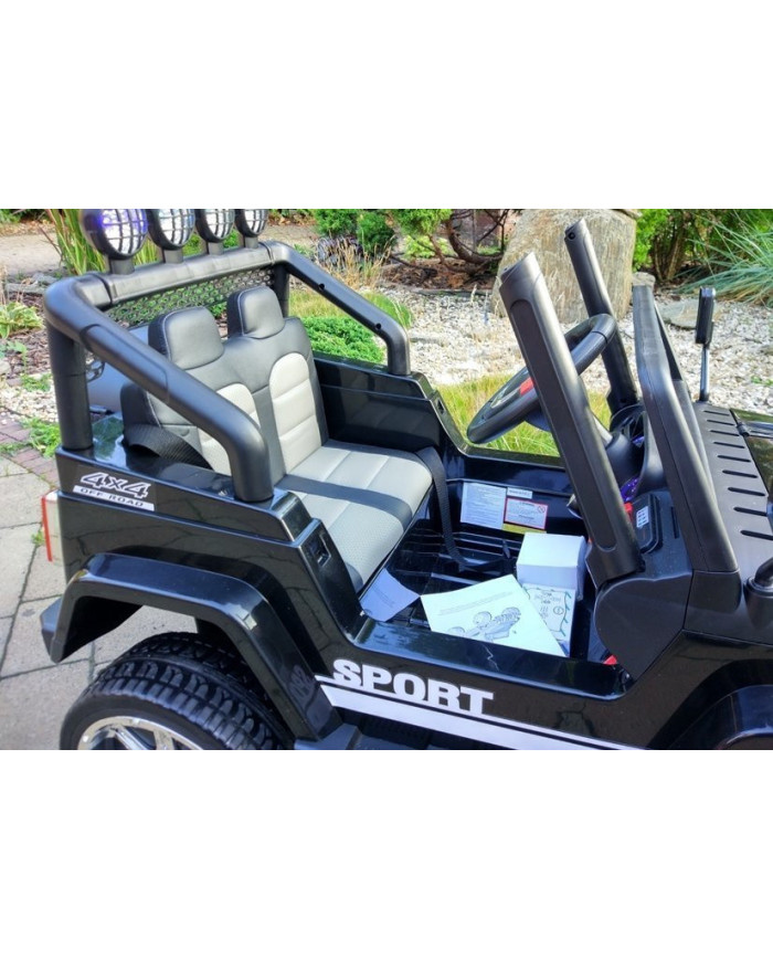 Auto na Akumulator S2388 Jeep Czarny 4x45W