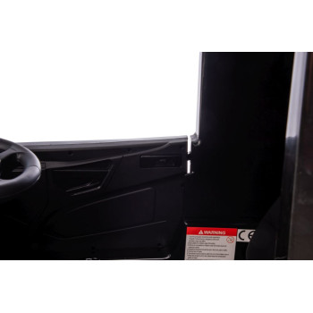 Auto Na Akumulator Scania 500R HL698 Czarne Lakierowane 4x4