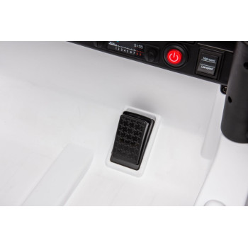 Auto Na Akumulator Toyota FJ Biała 4x4