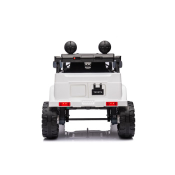 Auto Na Akumulator Toyota FJ Biała 4x4